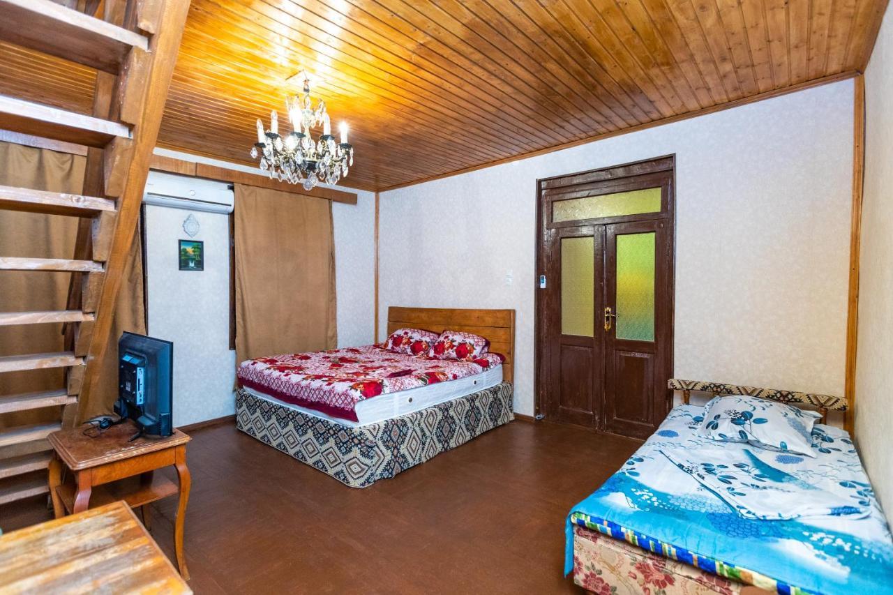 Guest House Gege Tbilisi Bagian luar foto